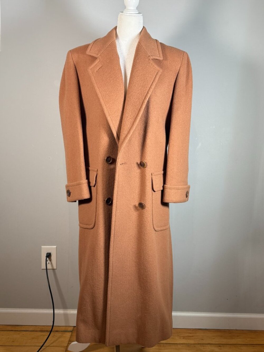 Vtg Bill Blass Signature 100% Pure Wool British Tan 80's Button Down Maxi Coat